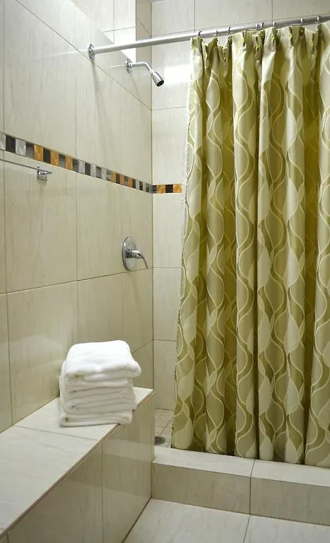 招待所 Hostal Universitario 圣赫尔曼